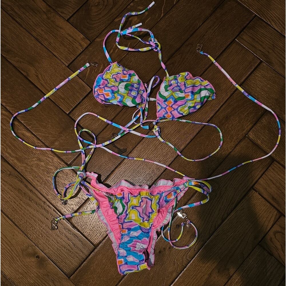 Blackbough Ruffle Bikini